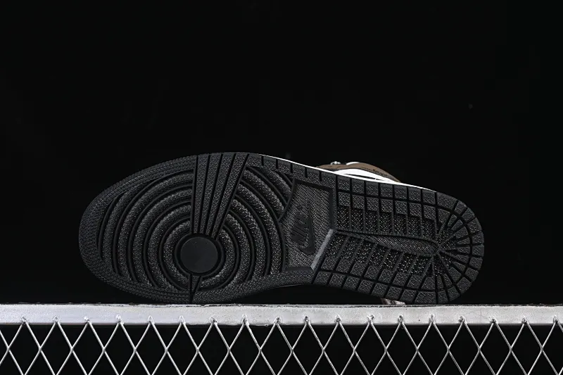 All categories Air Jordan Jordan series basketball shoes Air Jordan 1 High Air Jordan 1 High OG "Dark Mocha" AJ1 Joe 1 small barb 555088-105